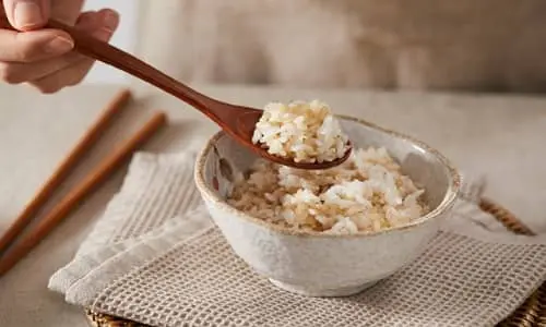 단백질 많은 음식 - 현미밥